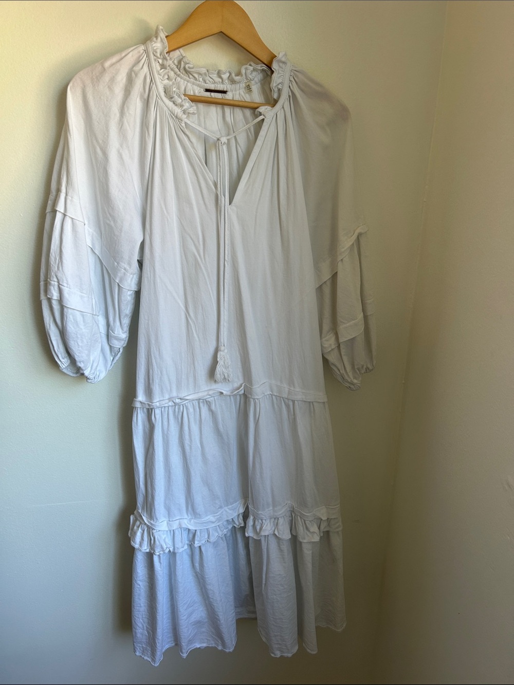 Elie Tahari White Cotton Tiered Peasant Dress with Tassel Tie, Size S